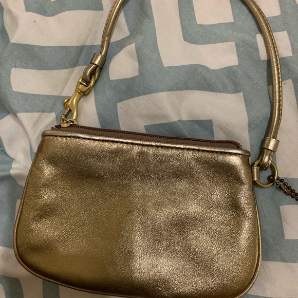 Gold Coach wristlet - Picture 3 of 4
